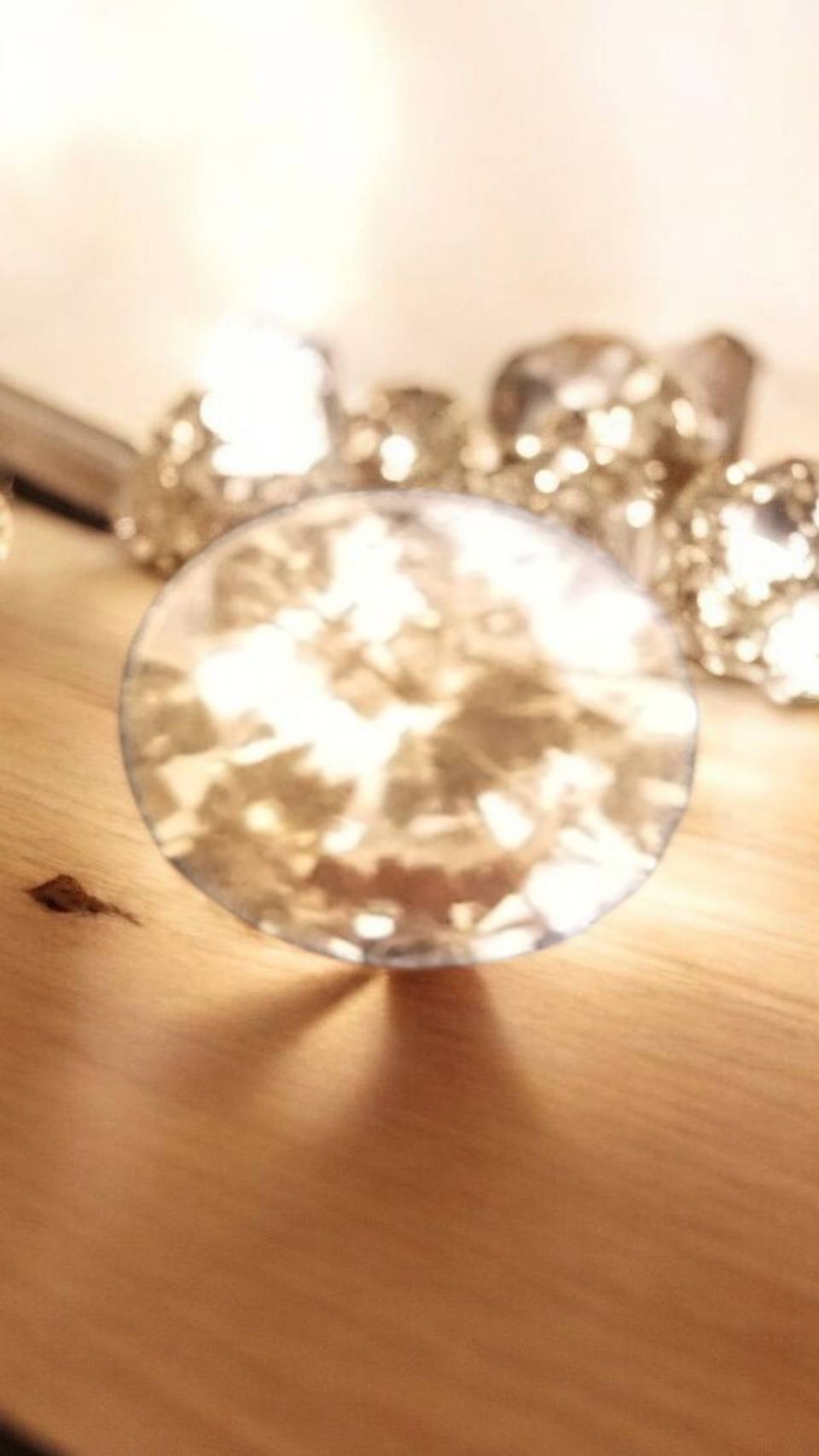 🤩👌本日の買取り商品はキラリ輝くダイヤモンドです💎✨
